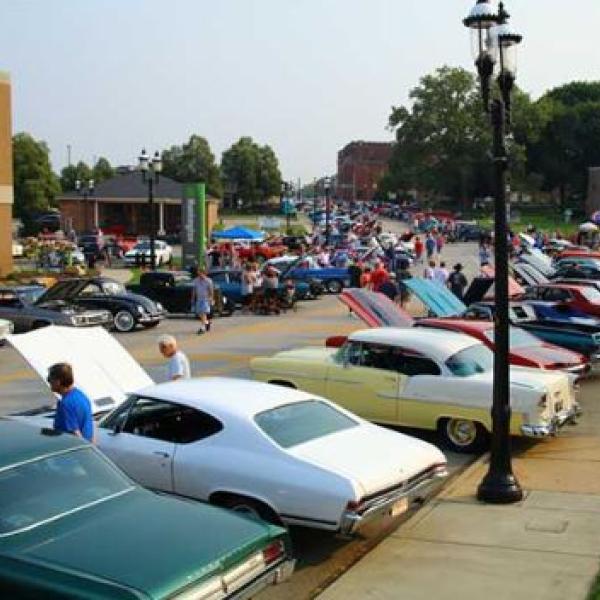Riverfront Cruise In Downtown Cuyahoga Falls